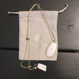 Kendra Scott necklace